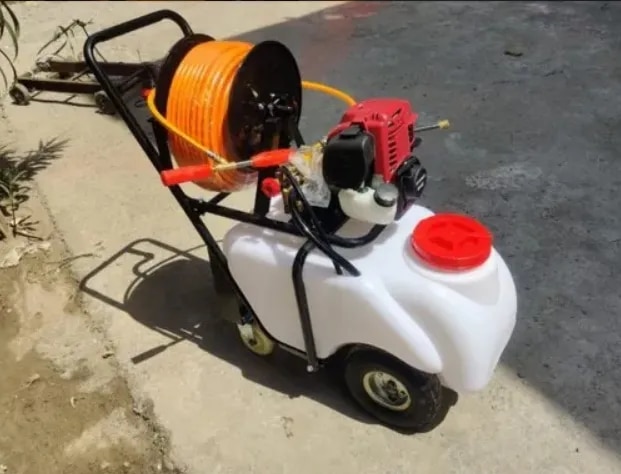 Agricultural Trolley Power Sprayer image 1