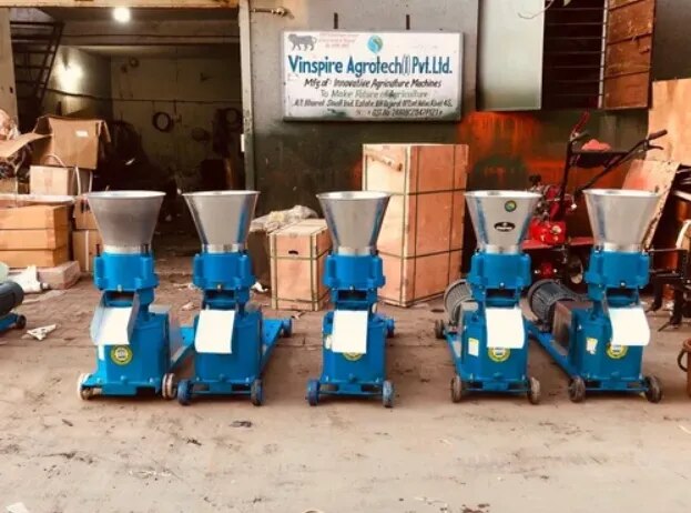 10HP Biomass Pallet Making Machines image 1