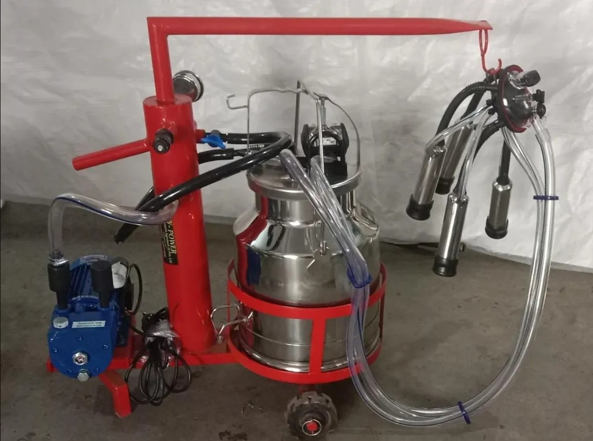 Bucket Milking Machine image 1