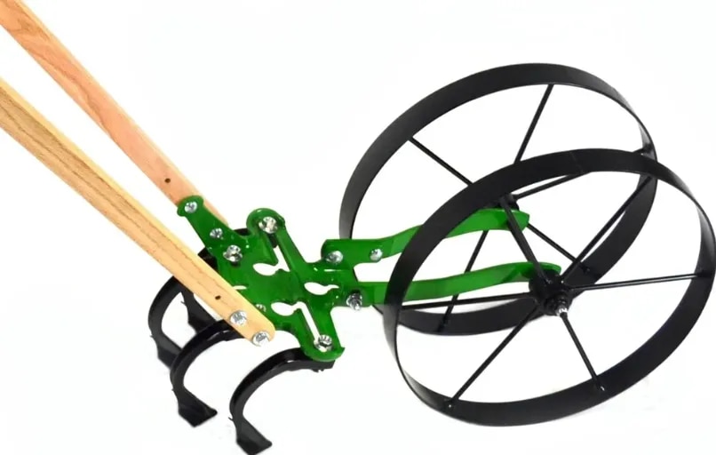 Single Wheel Hoe Weeder image 1