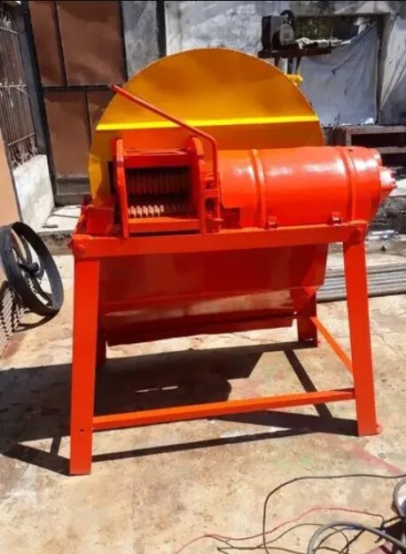 Tray Type Chaff Cutter image 1