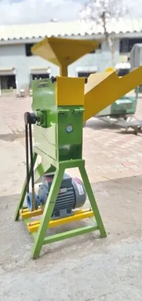 Chaff Cutter Cum Pulverizer image 1
