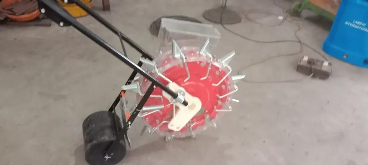 Hand Push Seeder image 1