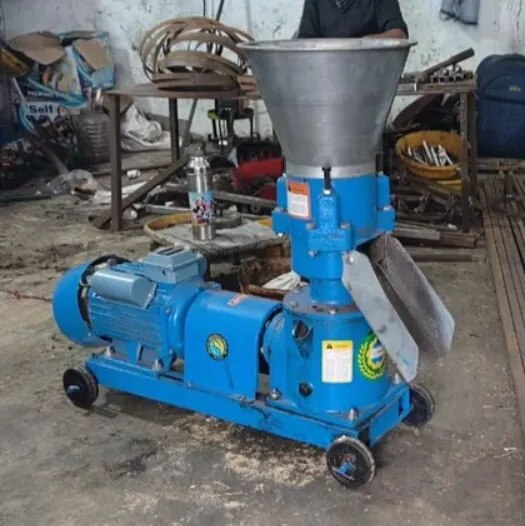 Poultry Feed Pellet Making Machine image 1