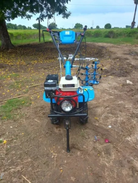 7 Hp Petrol Power Weeder image 1