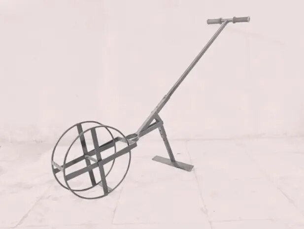 Double Wheel Manual Weeder image 1
