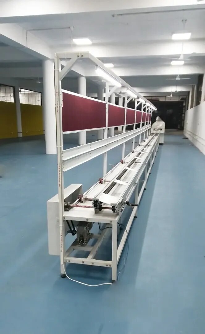MI Line Motorized Single-Side Working Conveyor – 7.3 Mtr (24’) image 1