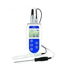 DIGITAL pH METERS image 1