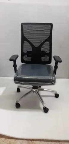 Fabric Low Back Office Fixed Arm Revolving Chair image 1