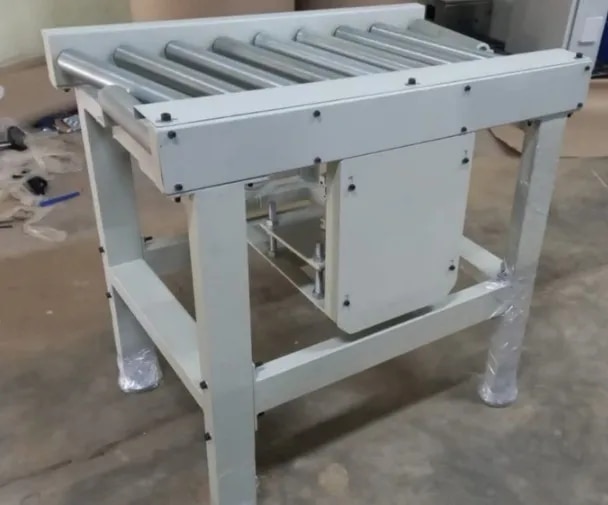 MOTORIZED ROLLER CONVEYOR image 1