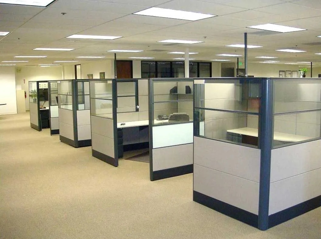 Aluminium Partition Services for Clinics & Workstations image 1