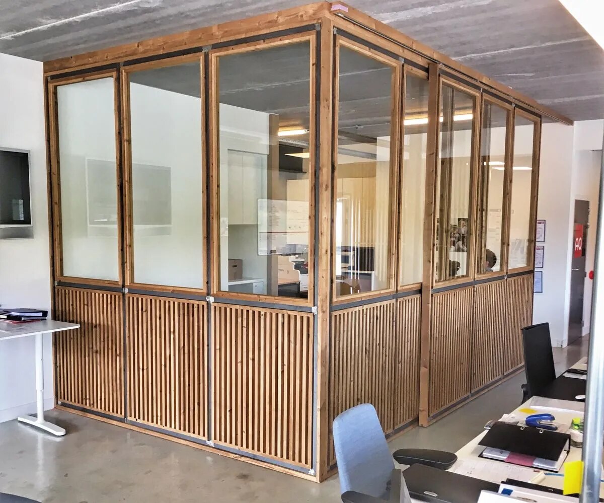 Elegant Aluminium Partition Panels for Stylish Interiors image 1