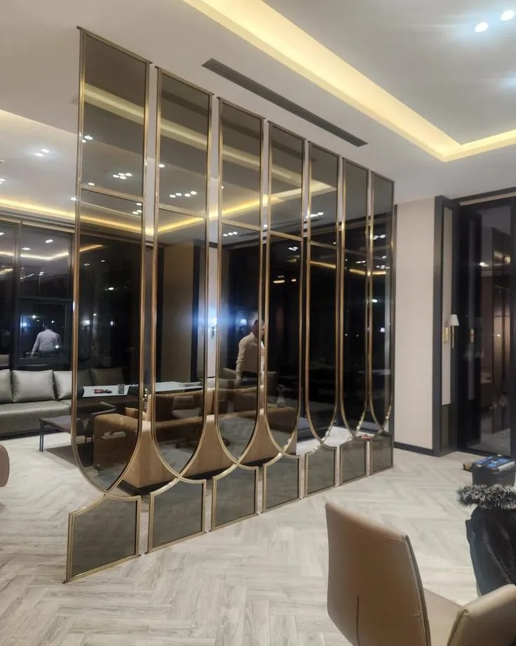 Stylish Office Glass Partitions for Workspaces image 1