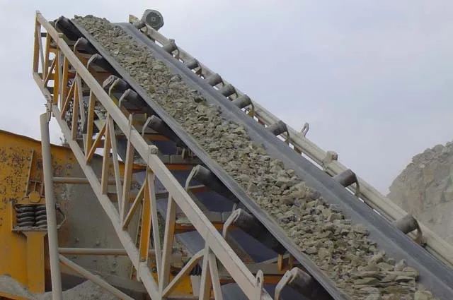 Trough Belt Conveyor image 1