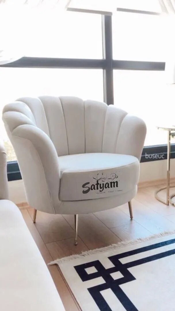 Luxury Sofas And Chairs image 1