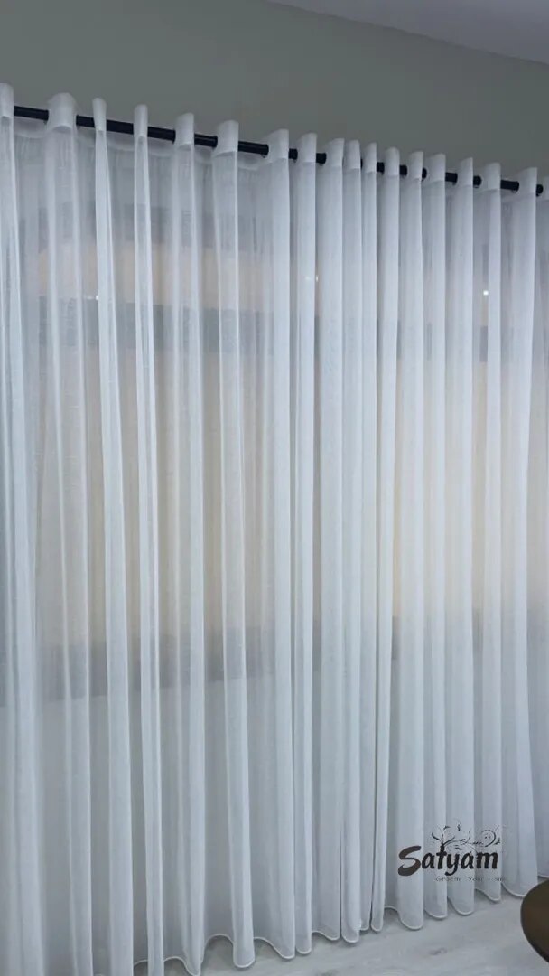 Window Curtains image 1
