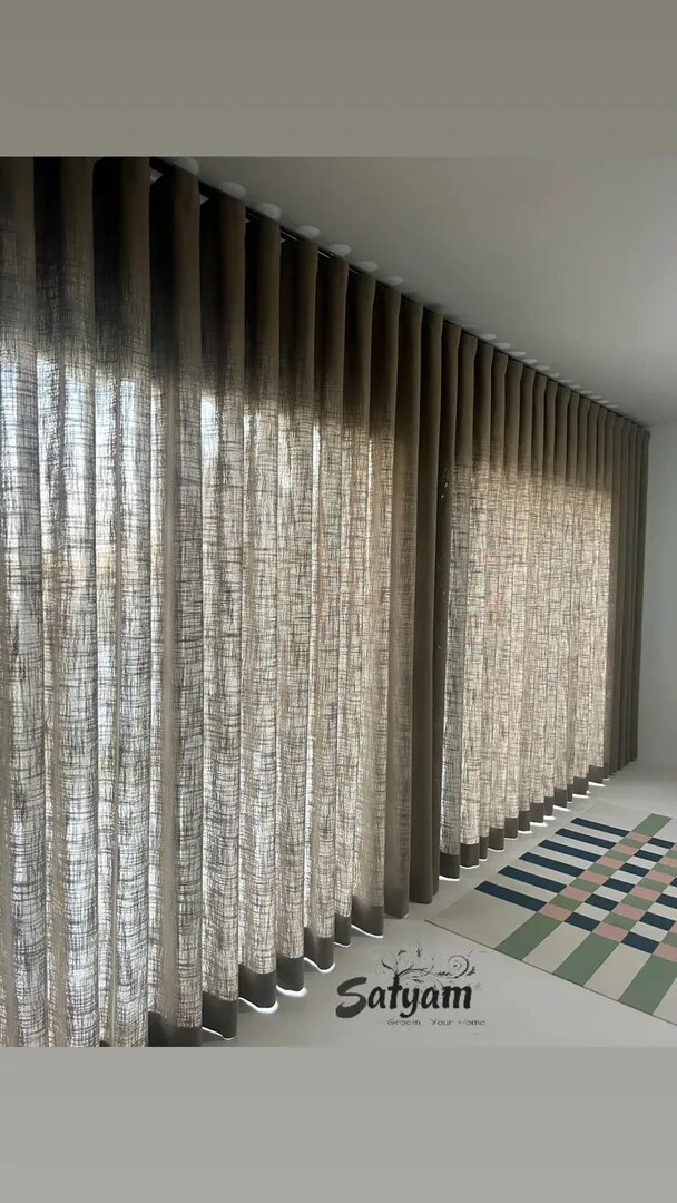 Window Curtains image 1