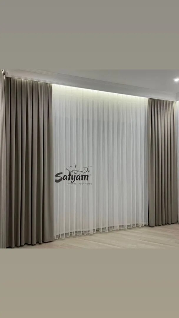 Window Curtains image 1