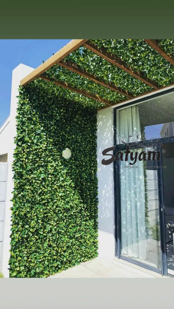Vertical Grass Wall Tiles image 1