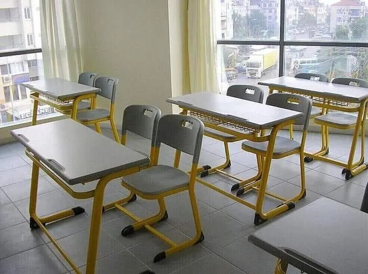 Modular School Desk image 1