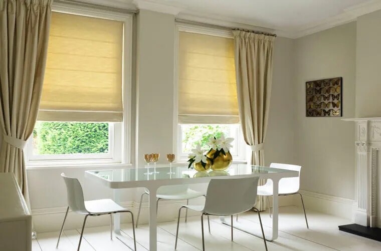 Roman Blinds image 1