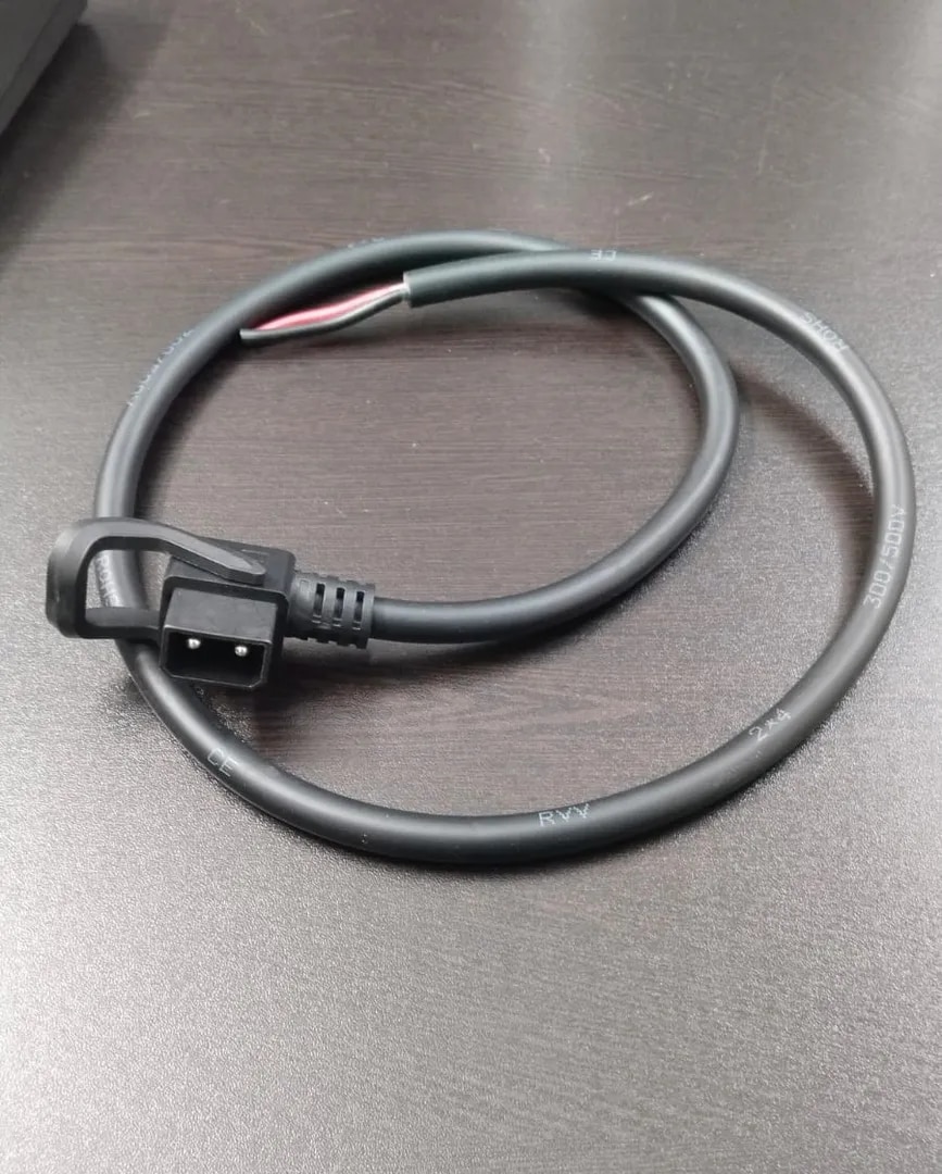 Connector 2+4 With 2 Wire (1 Meter Wire) image 1