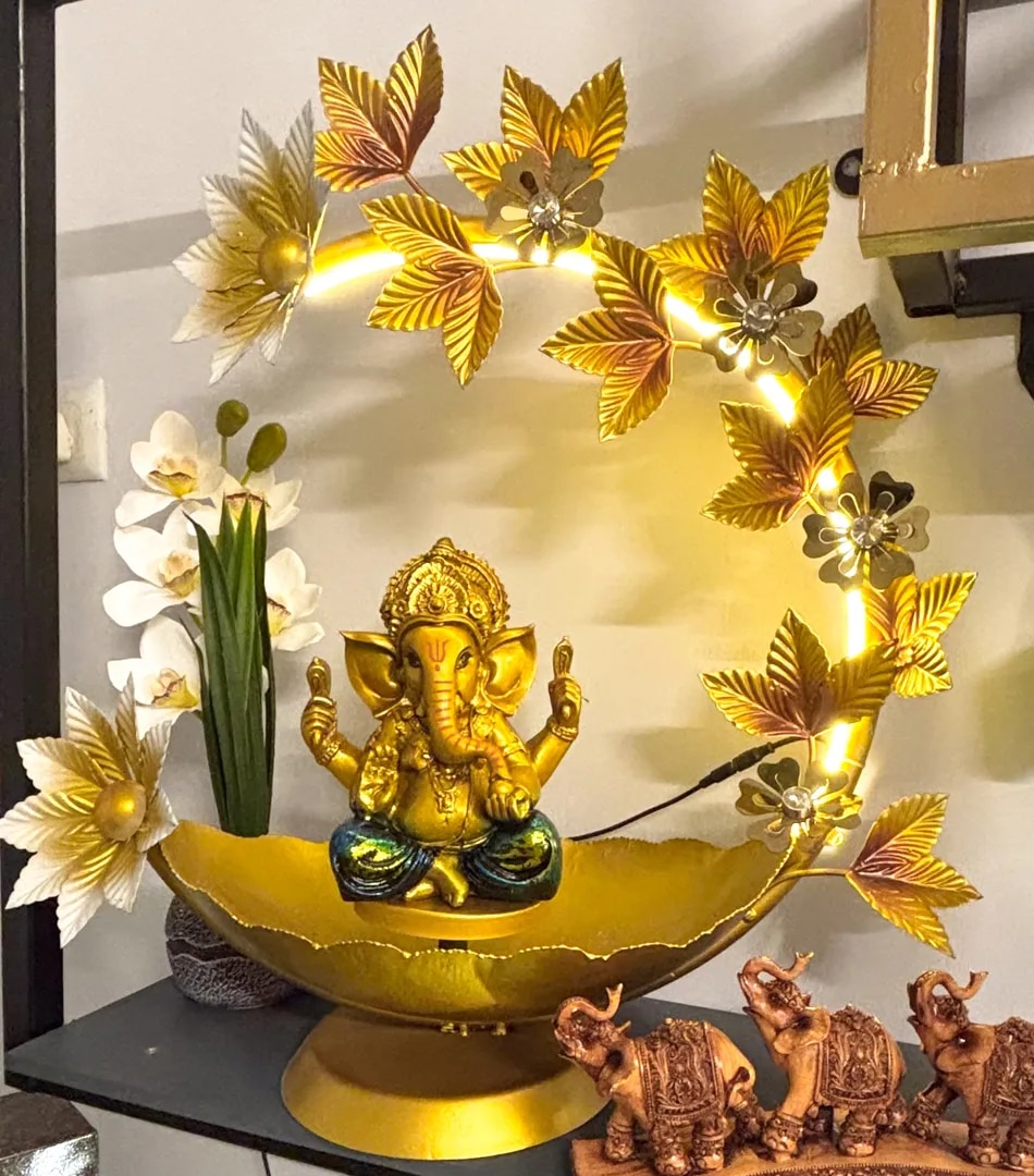 Ganesh Smoke Fountain image 1