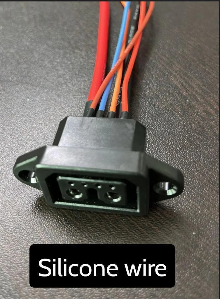CONNECTOR 2+4 WITH 6 SILICONE WIRE image 1