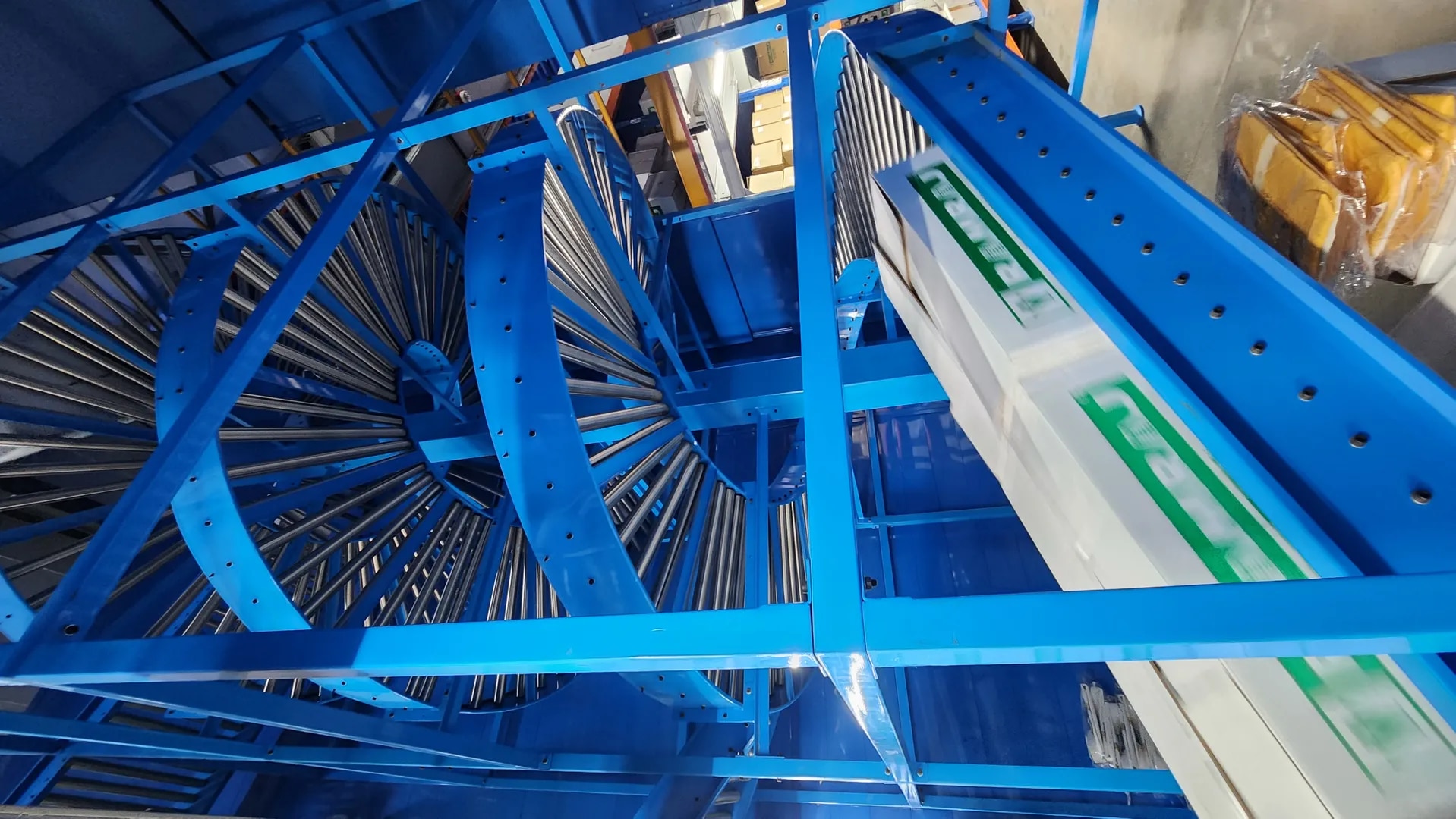 MS SPIRAL FREE ROLLER CONVRYOR image 1