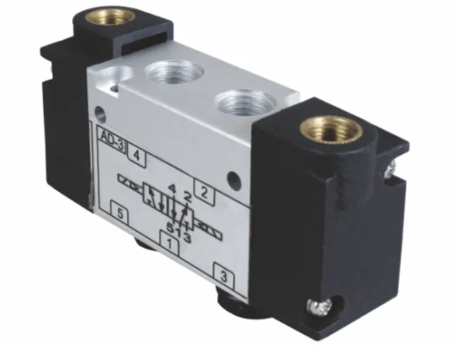 5/2 Way Double Pilot Valve image 1