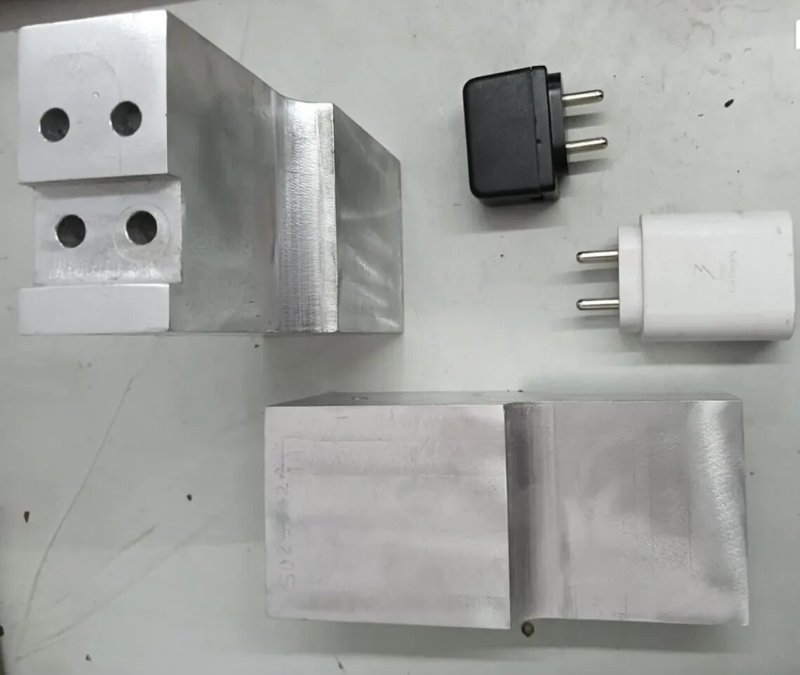 Ultrasonic Horns image 1