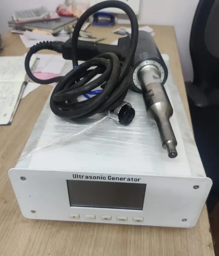Ultrasonic Welding Gun image 1