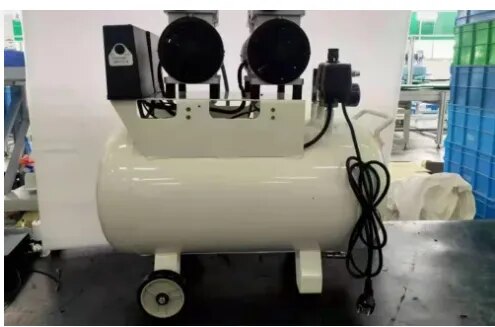 Dental Compressor image 1