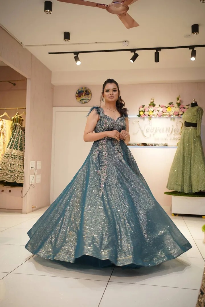 Teal Majesty image 1