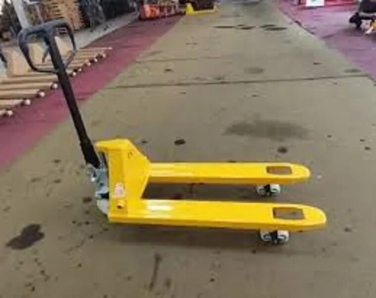 Manual Hydraulic Hand Pallet Truck image 1