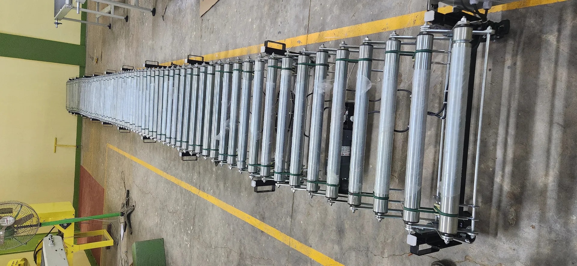 EXPANDABLE CONVEYOR MS ROLLER image 1