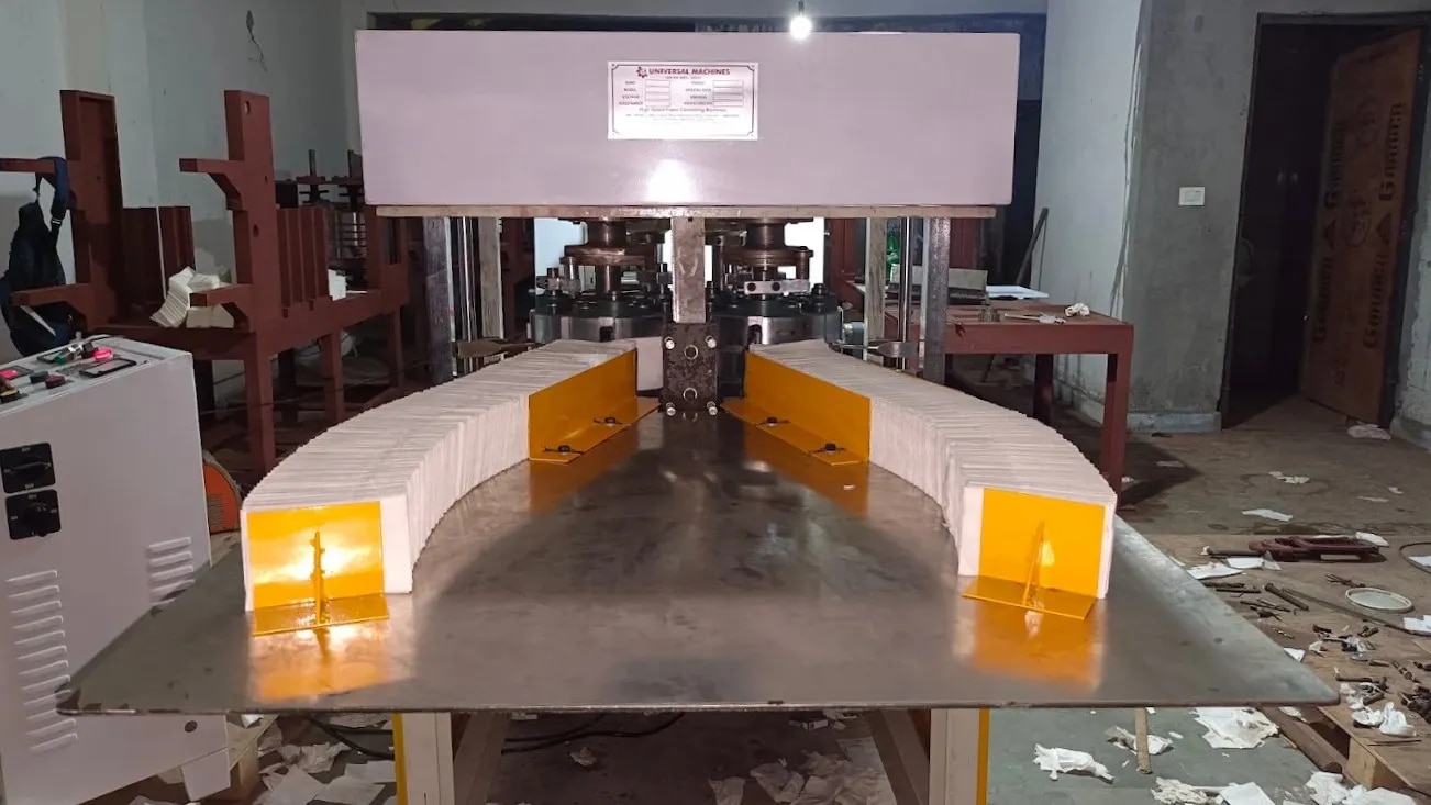 L-Fold Paper Napkin Making Machine image 1