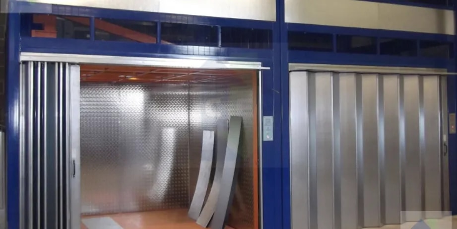 Goods Lift image 1