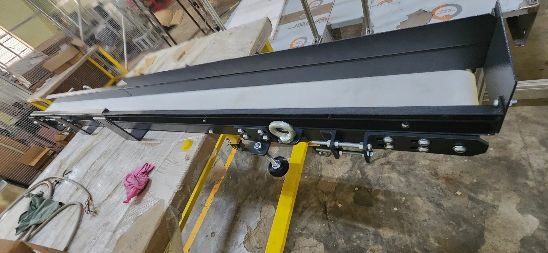 SLEEK BELT CONVEYOR image 1