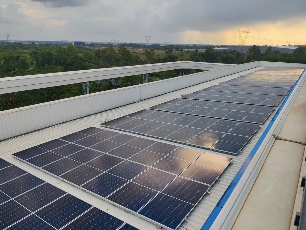 Commercial Rooftop Solar Power Plant image 1