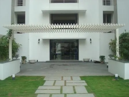 3 Bedroom Apartment image 1