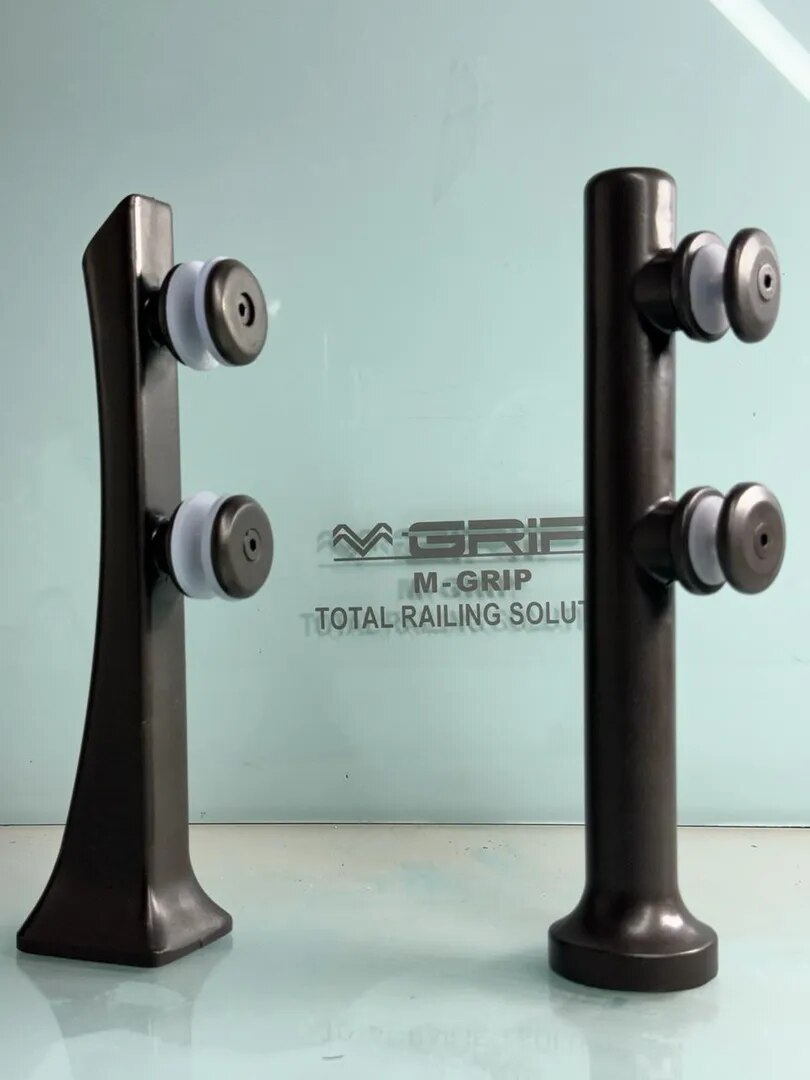 Black Coated F Bracket image 1