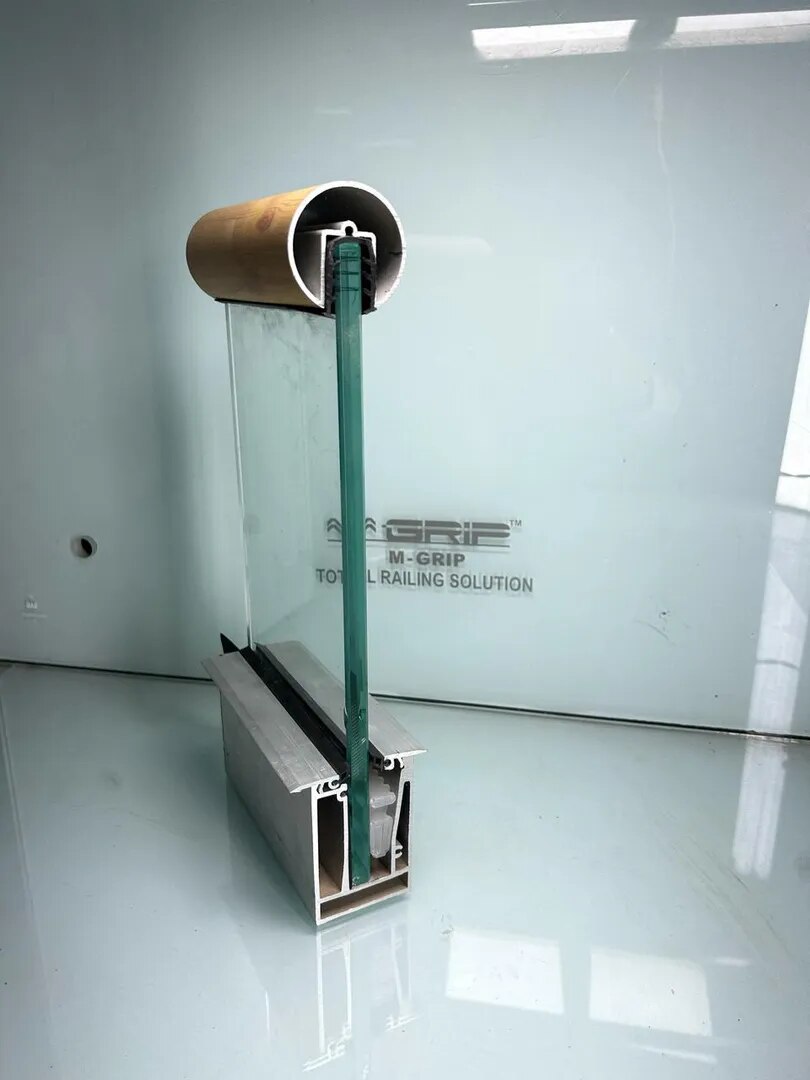 Aluminum Conseil Bottom Section image 1