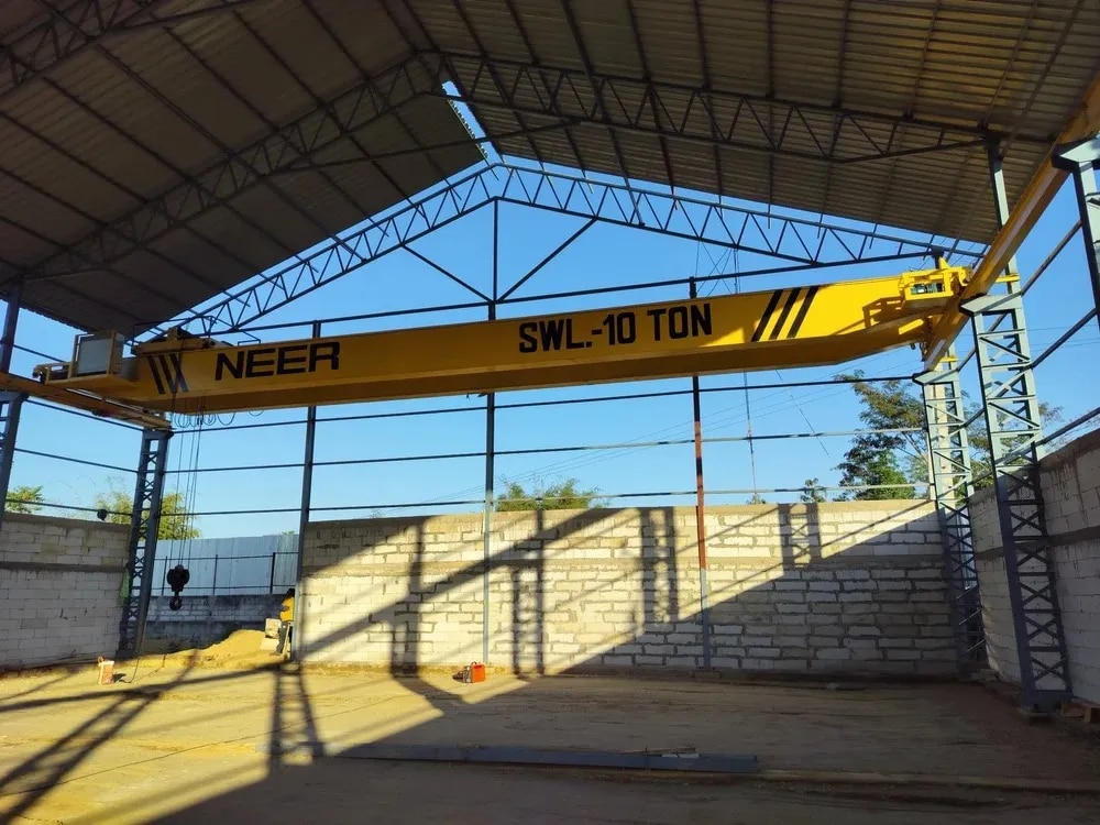 Underslung Crane image 1