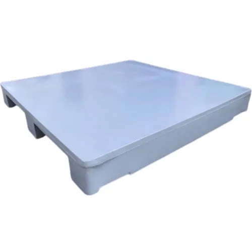 Plain Top Plastic Pallet image 1