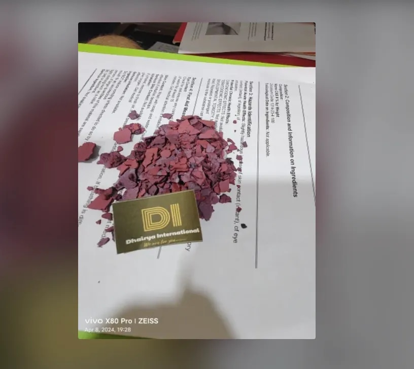 Red Chromic Acid Flakes image 1