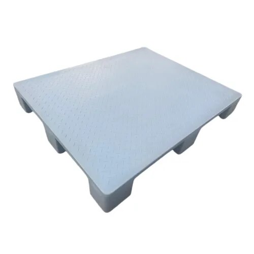 Roto Molded Chequered Pallet image 1