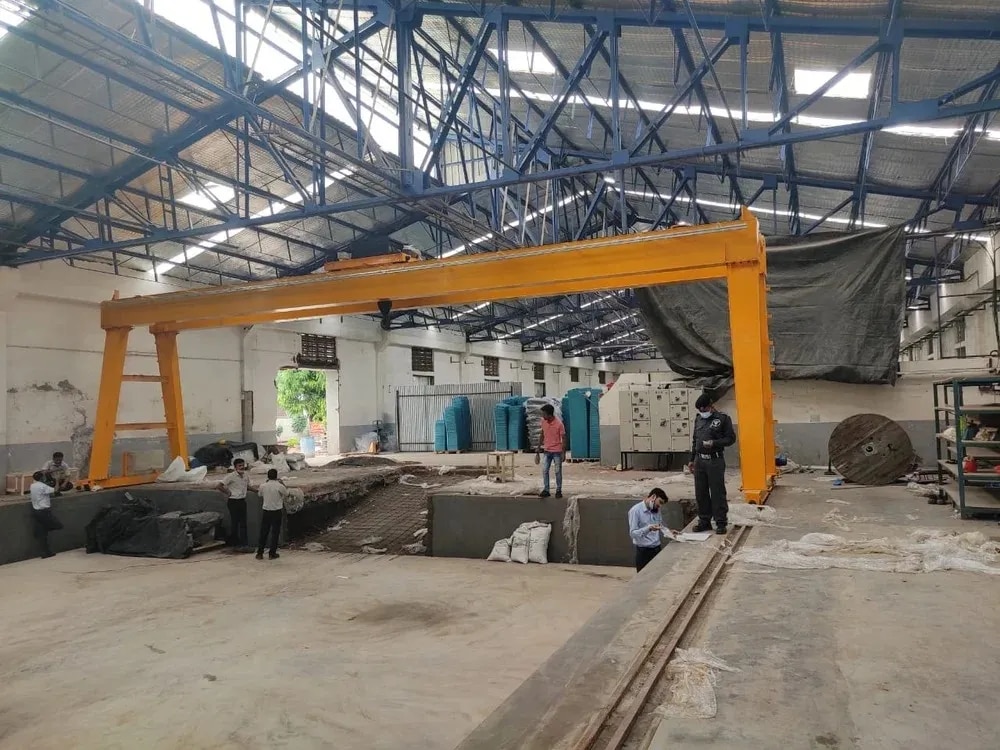 Industrial Goliath Crane image 1