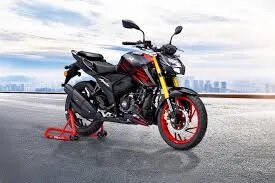 Apache RTR 200 4V image 1
