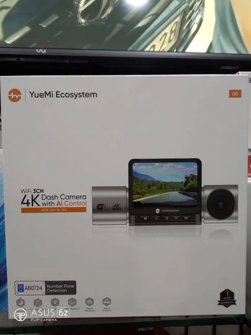 YueMi Wifi 3ch 4k Dashcam With AI control image 1